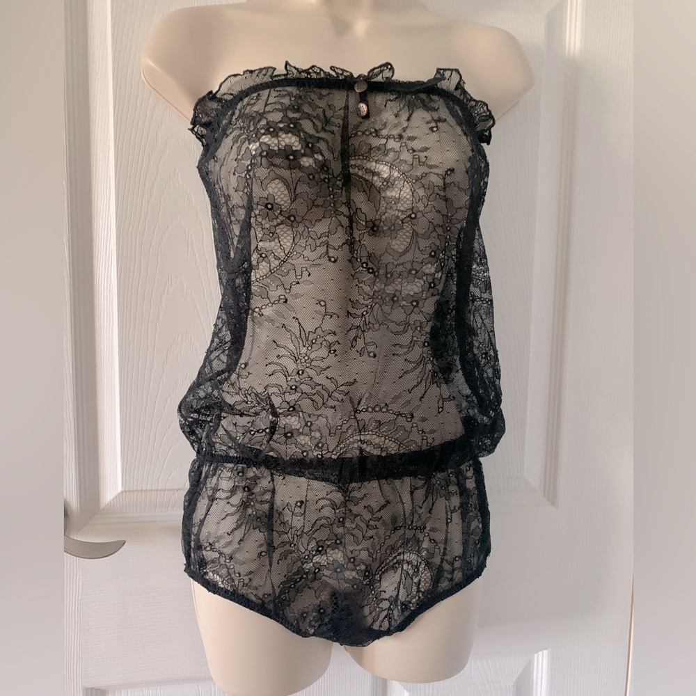Undrest lace bodysuit size 1